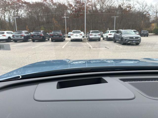 new 2026 Volkswagen Tiguan car, priced at $40,362