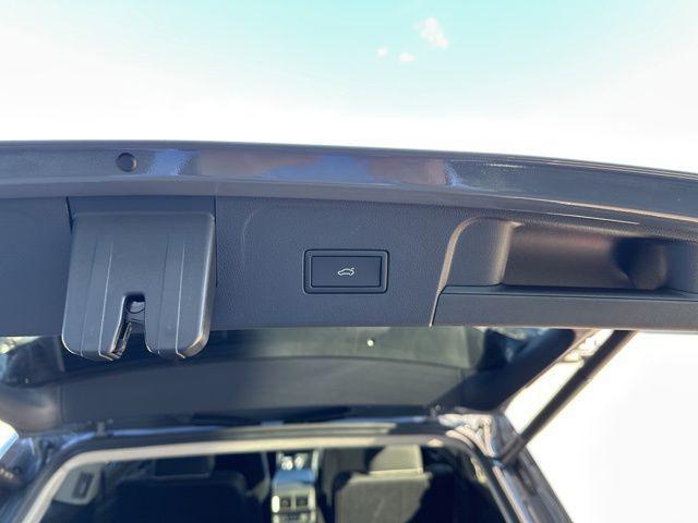 new 2026 Volkswagen Atlas car, priced at $53,897