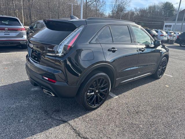 used 2022 Cadillac XT4 car, priced at $29,900