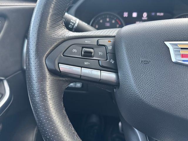 used 2022 Cadillac XT4 car, priced at $29,900