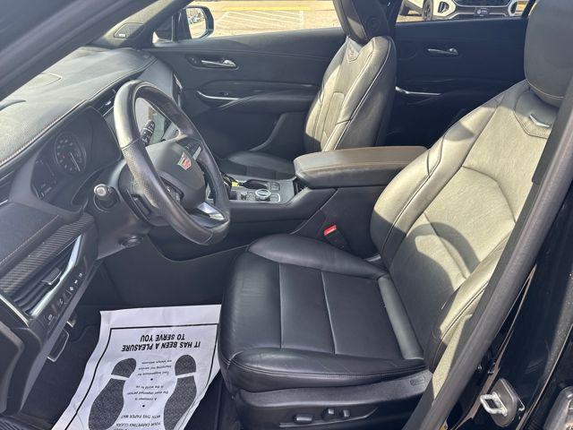 used 2022 Cadillac XT4 car, priced at $29,900