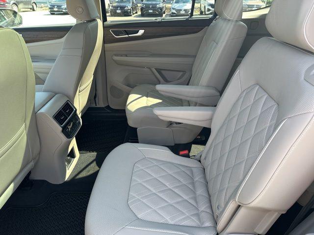 new 2026 Volkswagen Atlas car, priced at $53,442