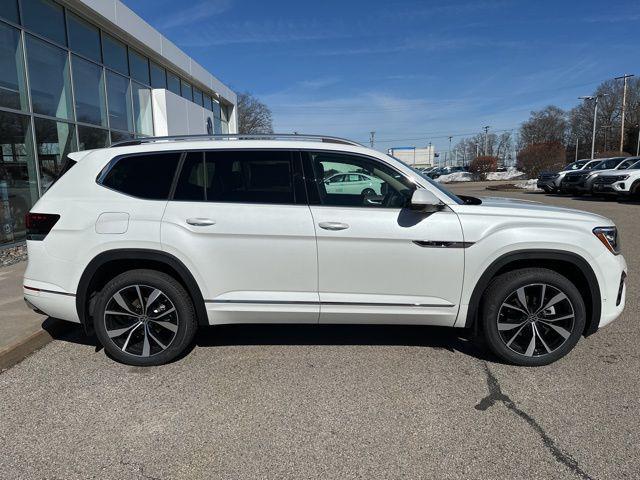 new 2026 Volkswagen Atlas car, priced at $56,897