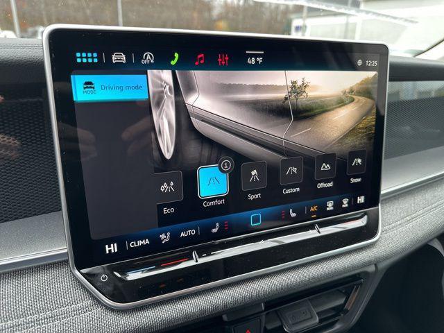 new 2026 Volkswagen Tiguan car, priced at $32,667