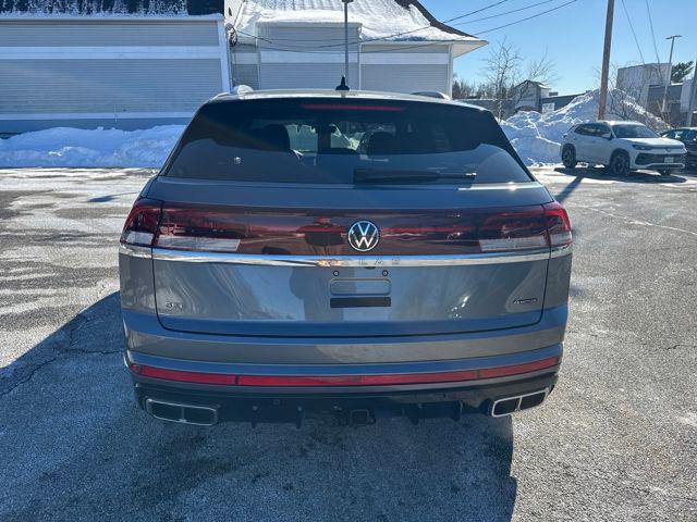 used 2025 Volkswagen Atlas Cross Sport car, priced at $38,900