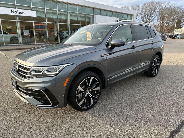 used 2024 Volkswagen Tiguan car, priced at $31,900