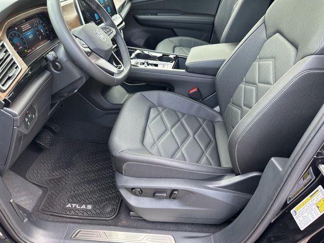 new 2026 Volkswagen Atlas car, priced at $42,940