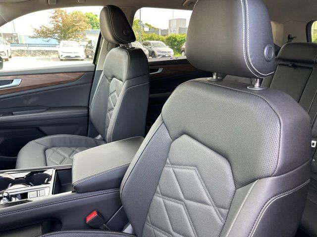 new 2026 Volkswagen Atlas car, priced at $42,940