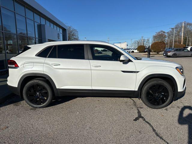 new 2026 Volkswagen Atlas Cross Sport car, priced at $45,288
