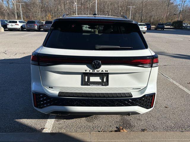 new 2026 Volkswagen Tiguan car, priced at $39,967