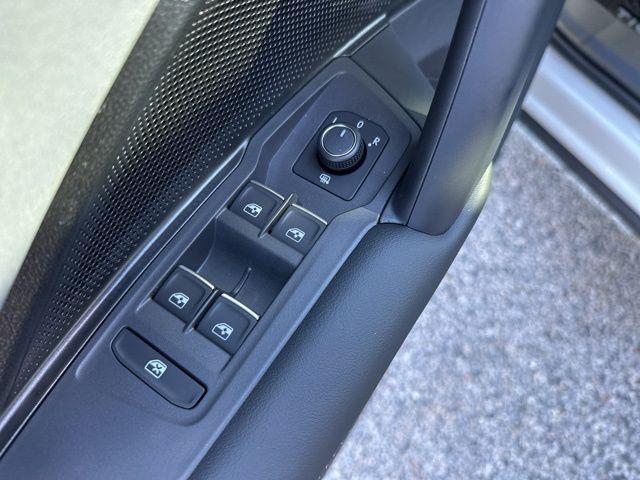 new 2026 Volkswagen Tiguan car, priced at $39,907