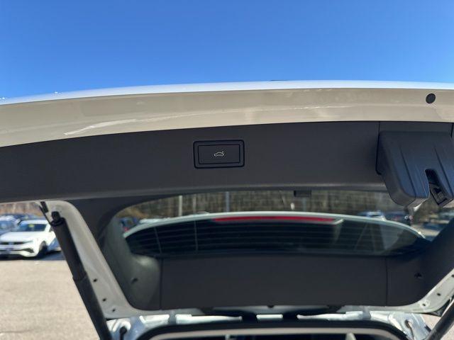 new 2026 Volkswagen Tiguan car, priced at $36,667