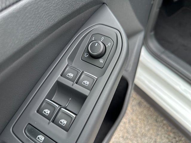 new 2025 Volkswagen Golf GTI car, priced at $39,190