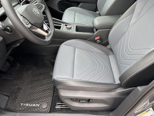 new 2026 Volkswagen Tiguan car, priced at $36,667