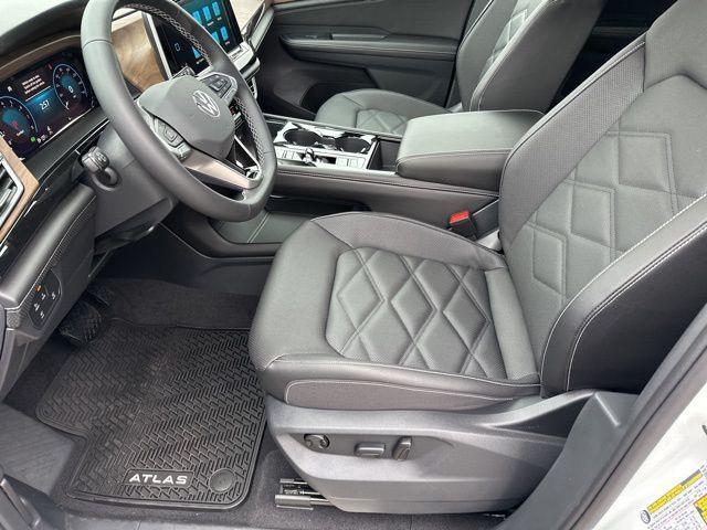 new 2026 Volkswagen Atlas car, priced at $45,169