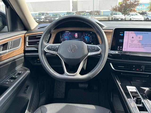 used 2024 Volkswagen Atlas car, priced at $33,320