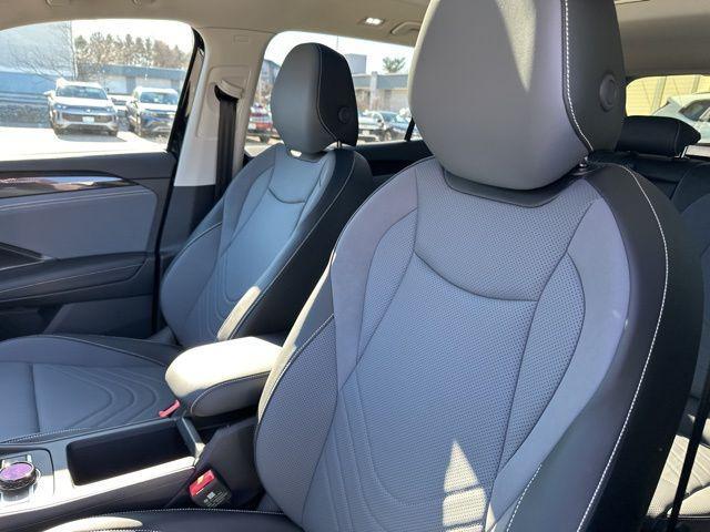 new 2026 Volkswagen Tiguan car, priced at $36,667