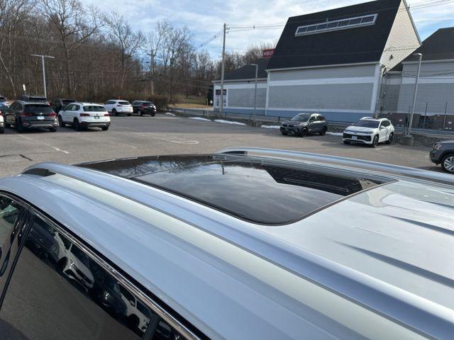 new 2026 Volkswagen Atlas car, priced at $52,702