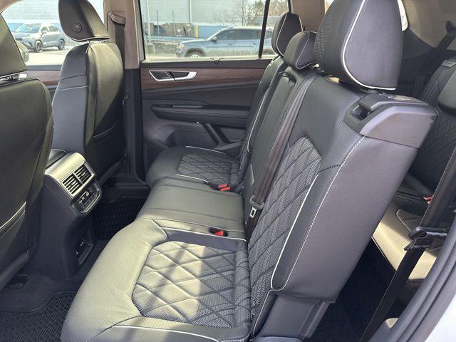 new 2026 Volkswagen Atlas car, priced at $52,702