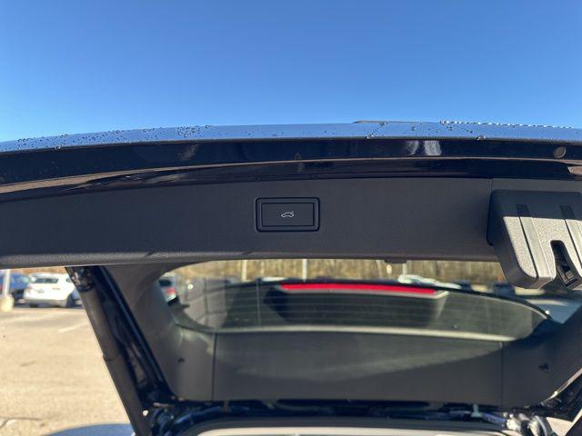 new 2026 Volkswagen Tiguan car, priced at $35,467