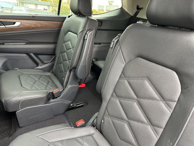 new 2026 Volkswagen Atlas car, priced at $44,714