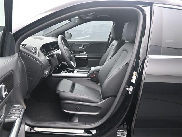 new 2025 Mercedes-Benz GLA 250 car, priced at $39,999