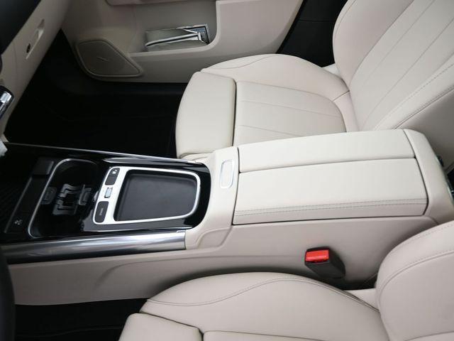 new 2026 Mercedes-Benz GLA 250 car, priced at $47,430