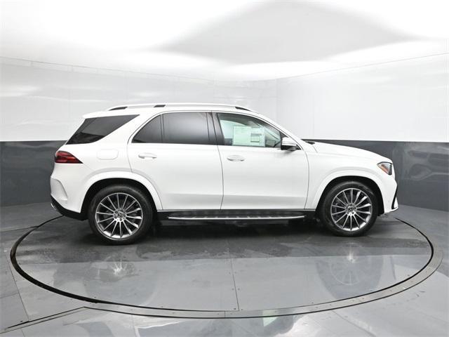 new 2026 Mercedes-Benz GLE 450 car, priced at $77,210
