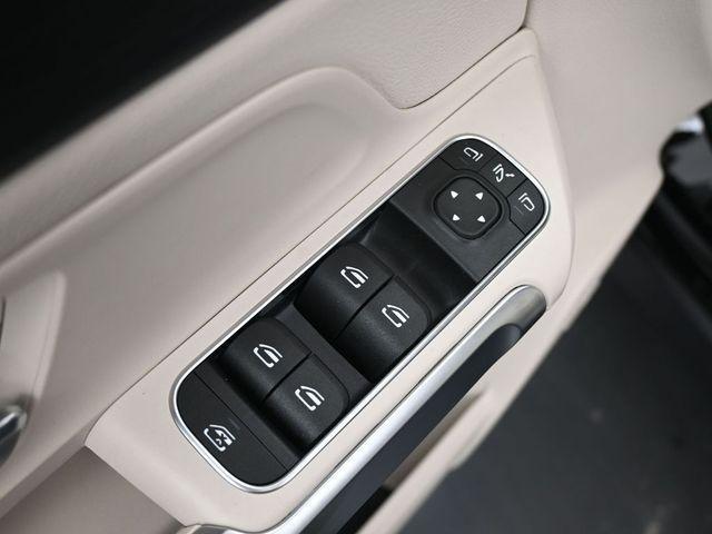new 2026 Mercedes-Benz GLB 250 car, priced at $48,975