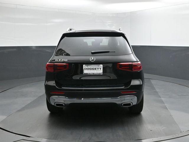 new 2026 Mercedes-Benz GLB 250 car, priced at $48,975