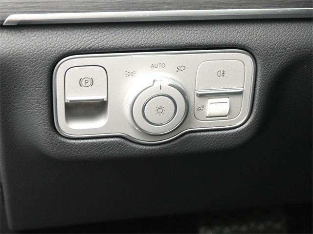 new 2025 Mercedes-Benz GLE 350 car, priced at $68,990