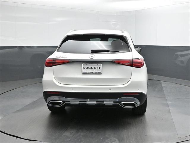 new 2026 Mercedes-Benz GLC 300 car, priced at $49,999