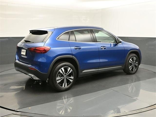new 2025 Mercedes-Benz GLA 250 car, priced at $46,999