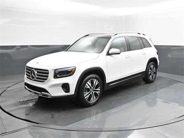 new 2025 Mercedes-Benz GLB 250 car, priced at $50,910