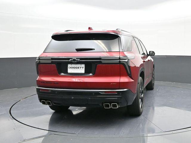 used 2024 Chevrolet Traverse car, priced at $45,107
