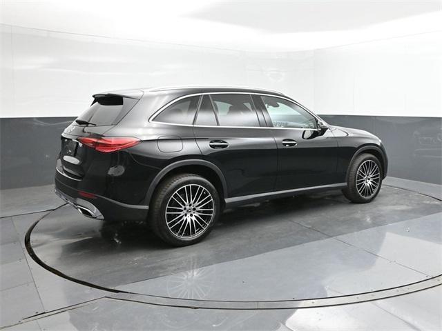 new 2025 Mercedes-Benz GLC 300 car, priced at $56,235