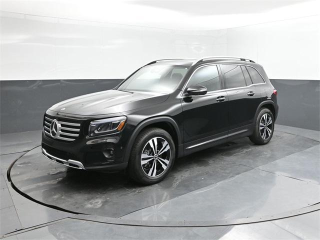 new 2025 Mercedes-Benz GLB 250 car, priced at $49,580