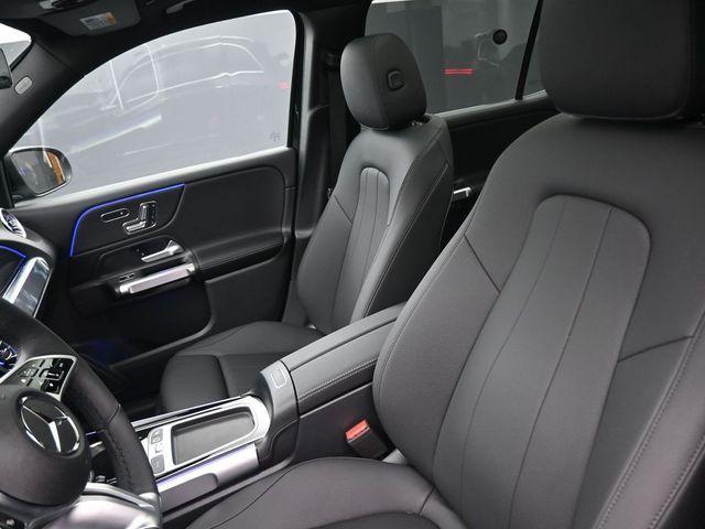 new 2025 Mercedes-Benz GLB 250 car, priced at $46,365