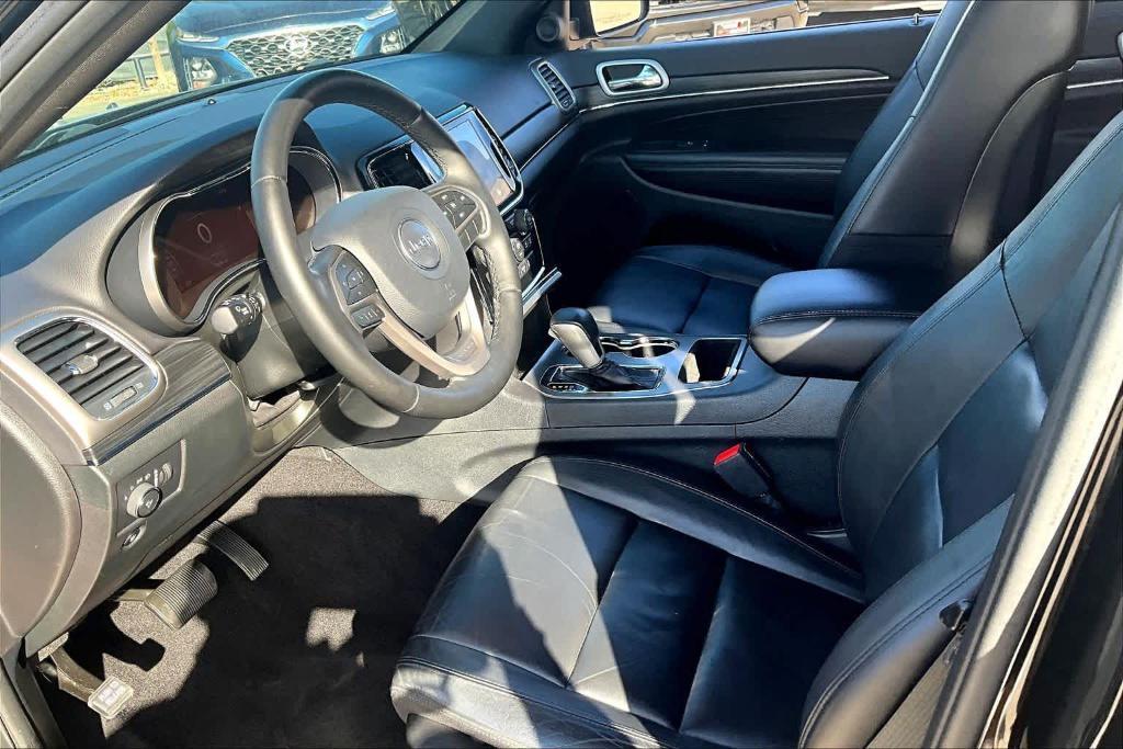 used 2020 Jeep Grand Cherokee car, priced at $17,995