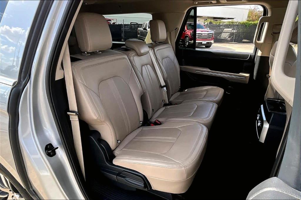 used 2024 Ford Expedition Max car, priced at $38,424