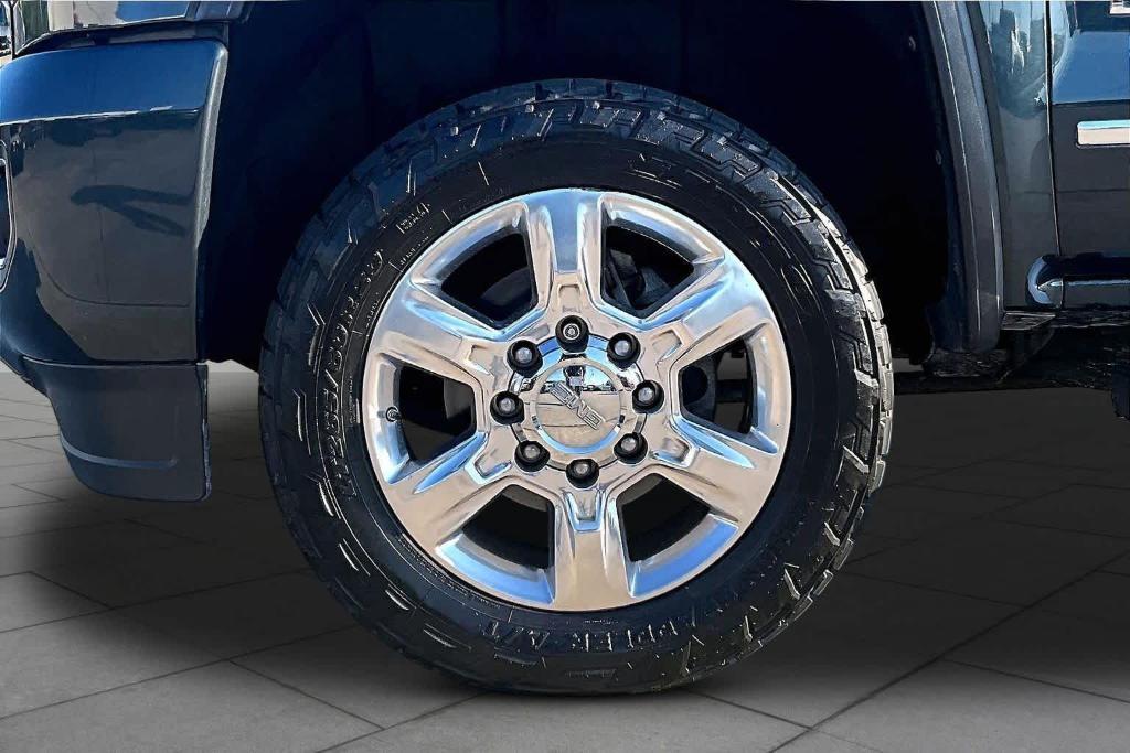 used 2017 GMC Sierra 2500 car, priced at $45,720