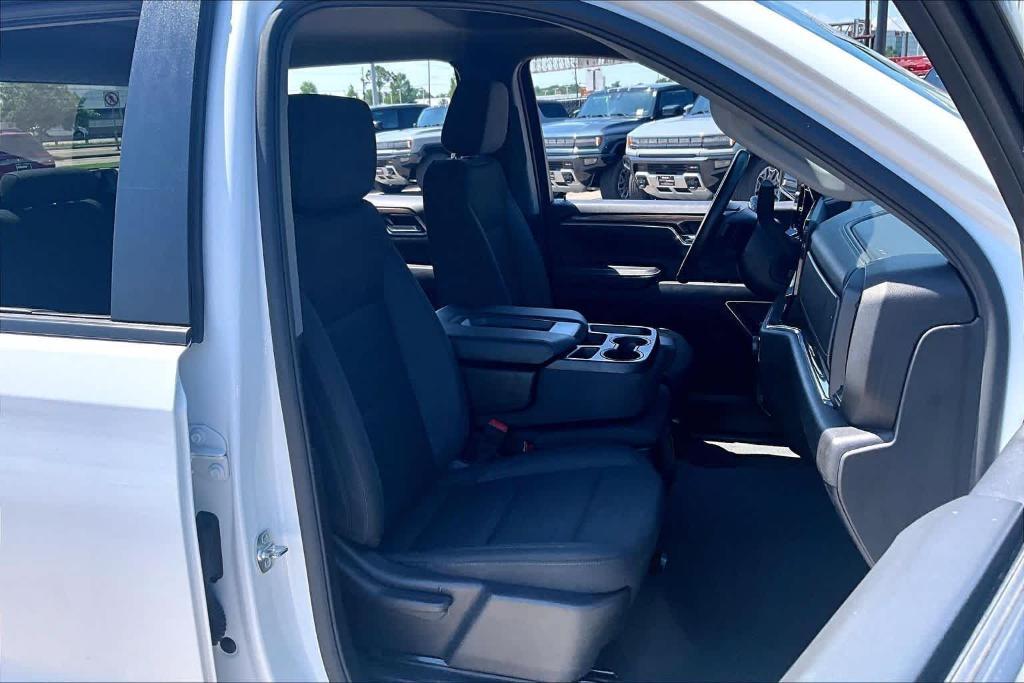 used 2025 Chevrolet Silverado 1500 car, priced at $38,925