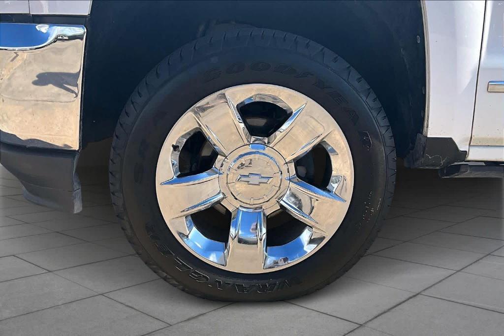 used 2018 Chevrolet Silverado 1500 car, priced at $19,998