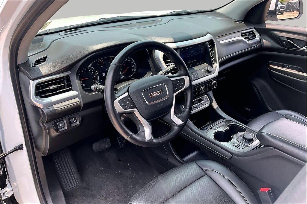 used 2022 GMC Acadia car, priced at $23,900