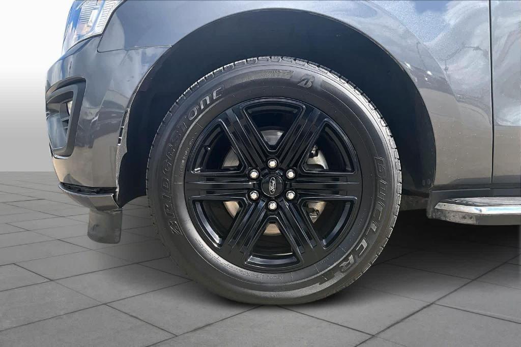 used 2020 Ford Expedition car, priced at $21,795