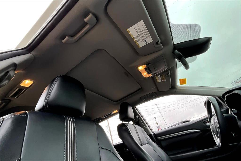 used 2018 Toyota Highlander car, priced at $20,925