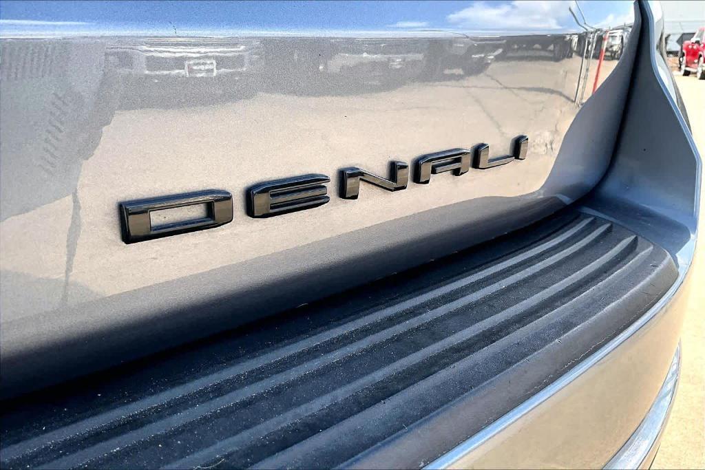 used 2021 GMC Yukon car, priced at $41,000