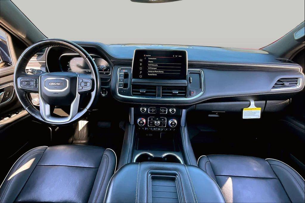 used 2023 GMC Yukon car, priced at $43,525