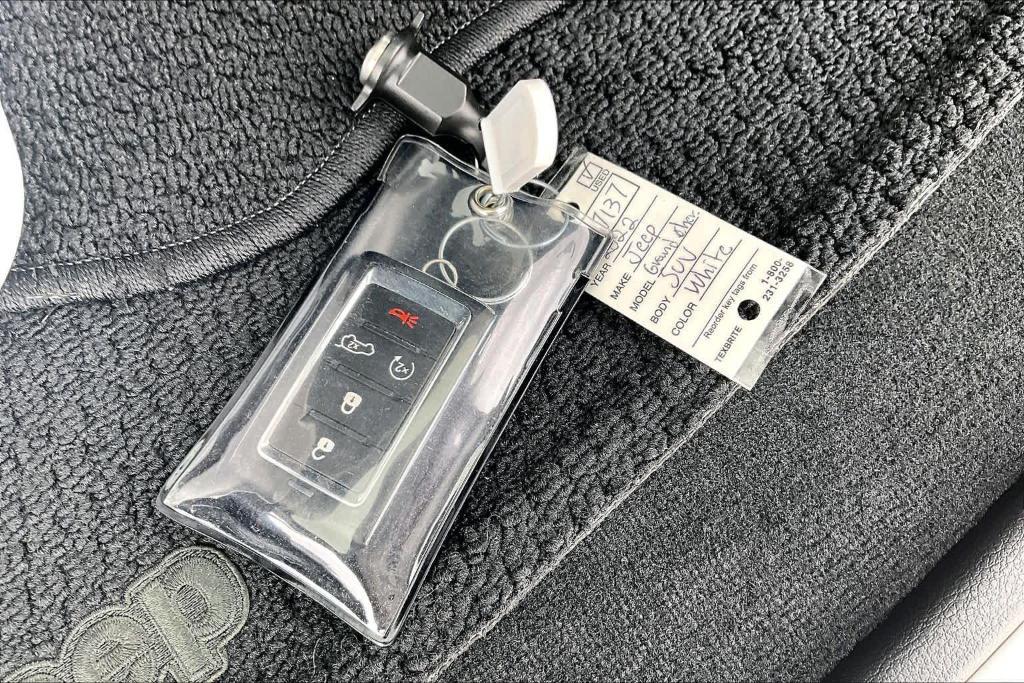 used 2022 Jeep Grand Cherokee 4xe car, priced at $35,644