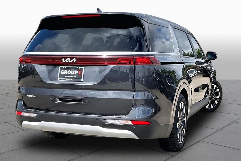 used 2024 Kia Carnival car, priced at $29,999
